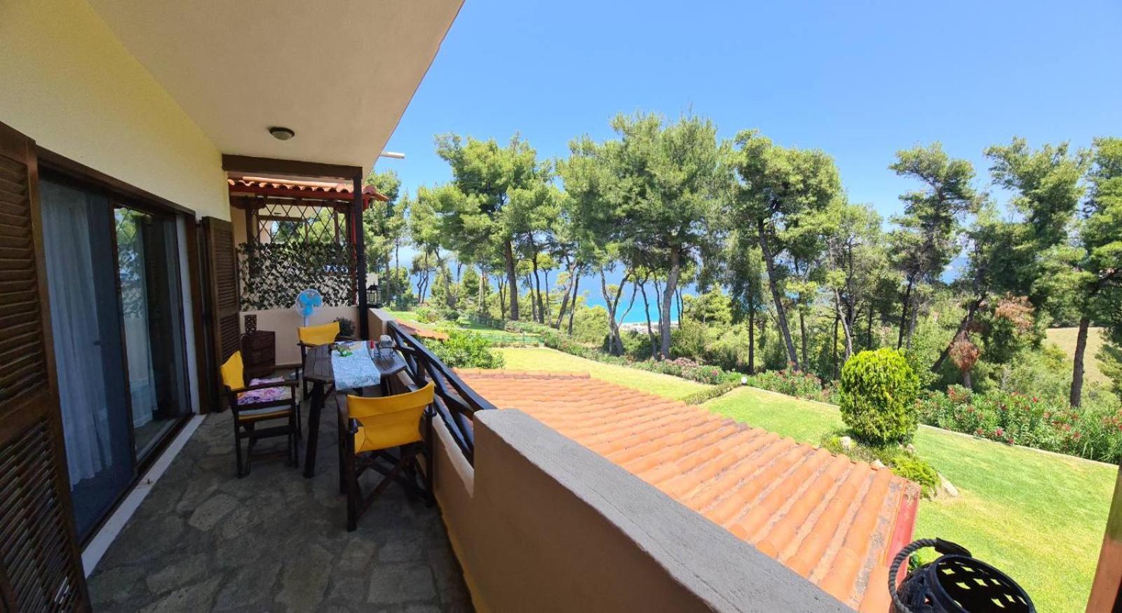 Minthi Villa Possidi Luaran gambar